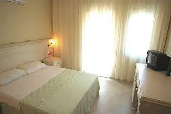 The Grand Ucel فندق 4*