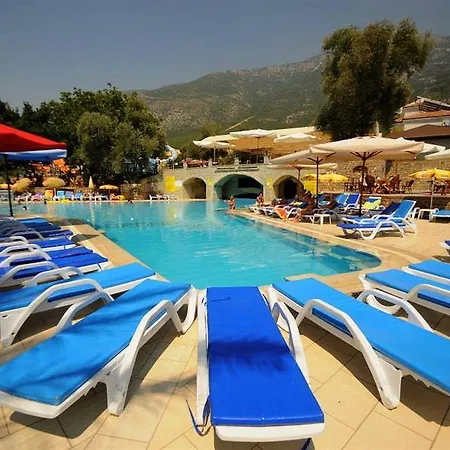 Hotel The Grand Ucel