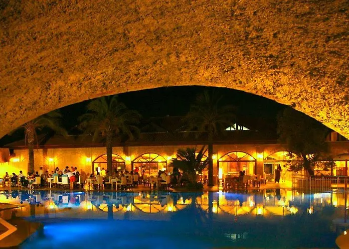 Hotel The Grand Ucel 4*