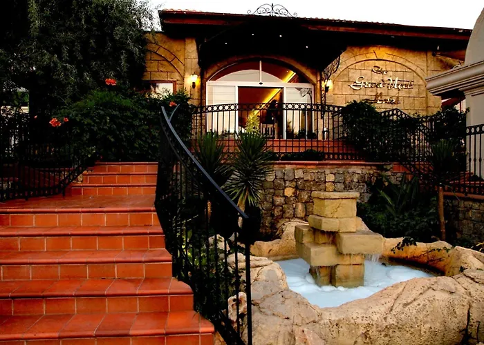 The Grand Ucel Hotel 4*