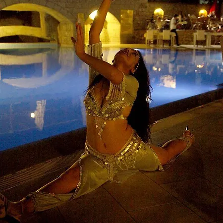 Hotel The Grand Ucel