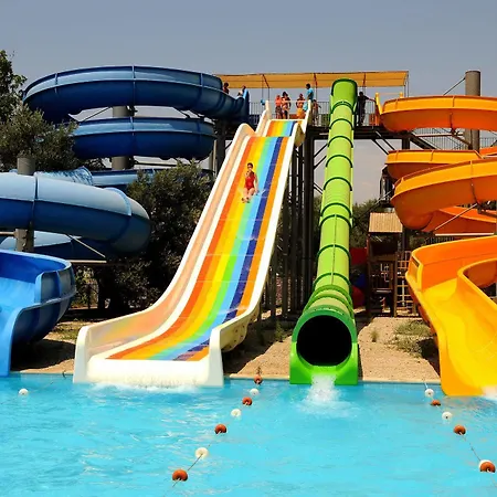 The Grand Ucel Hotel 4*