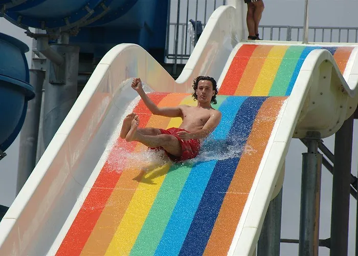 The Grand Ucel Szálloda