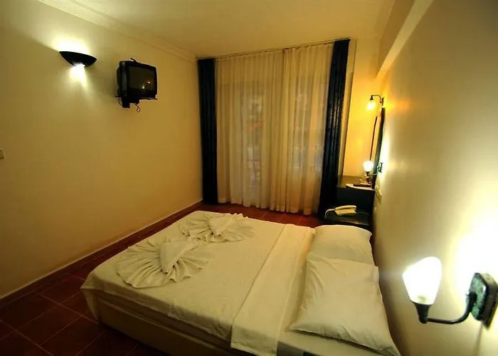 Szálloda The Grand Ucel