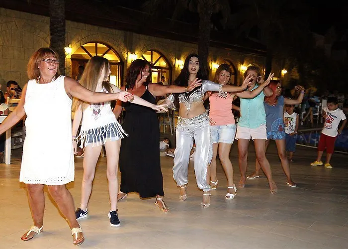 Szálloda The Grand Ucel