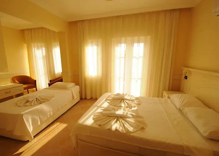 Szálloda The Grand Ucel