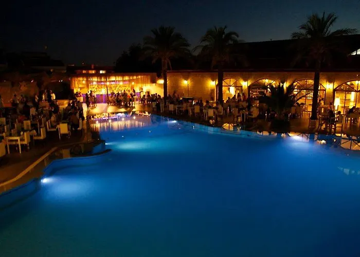 The Grand Ucel 4*